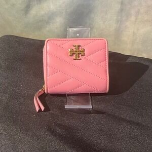 Tory Burch Kira Quilted Leather Wallet Pink Gold Tone‎ Logo Zip Around Women's